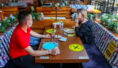 ”Hane halkınız dışındaki kişilerle yeme içme çok riskli”